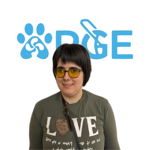 Descripción de imagen: Retrato de Maialen Solaun Picaza, secretaria de APGE.